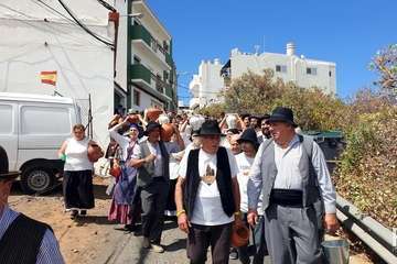 Unas 1.200 personas dan vida a una nueva edición de la Traída del Agua (Foto Francisco Javier Santana y TA)